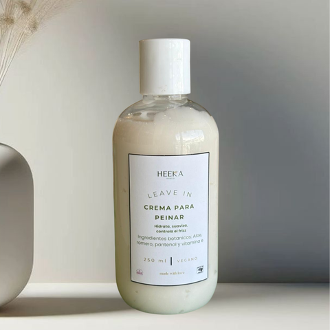 Crema para Peinar Leave-In Natural con Aloe, Romero y Pantenol.