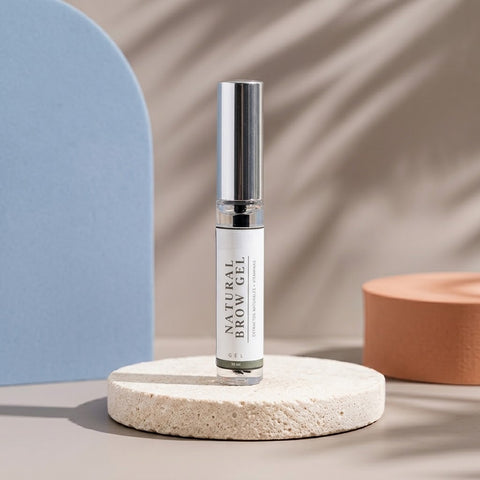Gel natural para cejas y pestañas con vitaminas