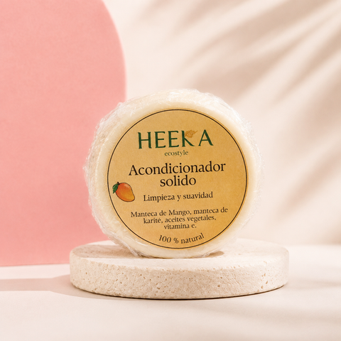 Acondicionador sólido HEEKA con pantenol y colageno.